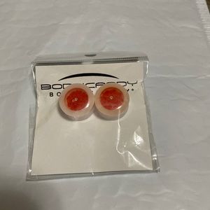 White acrylic red marigold saddle plug set 18mm. Brand new, never used